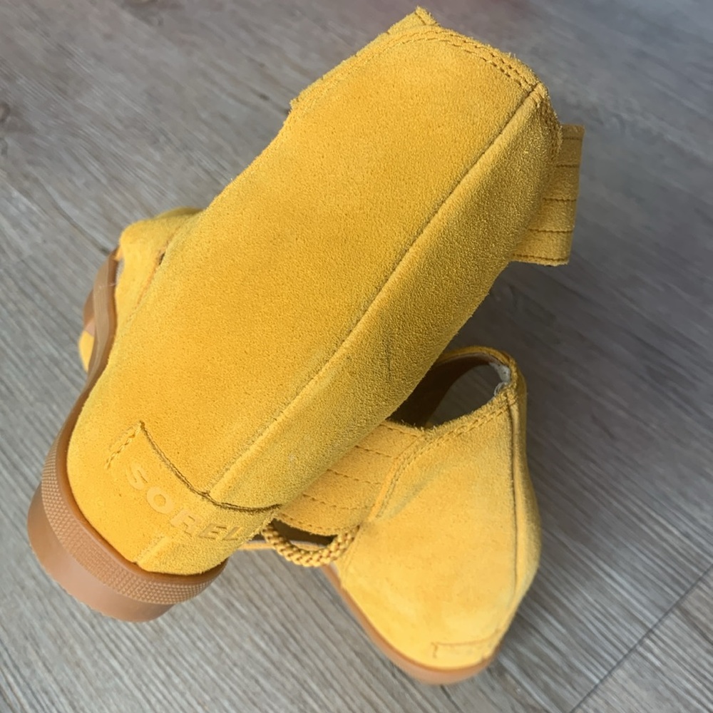 Sorel Joanie II Lace - Golden Yellow Wedge Size 9 - Picture 6 of 15